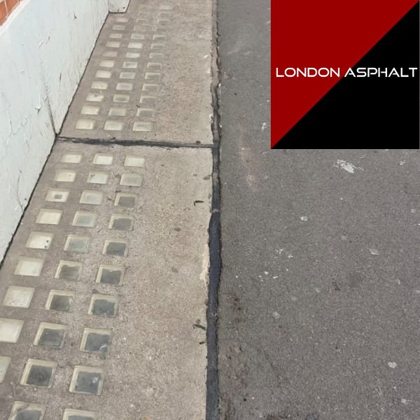 Pavement Light Repairs for London & South UK: London Asphalt